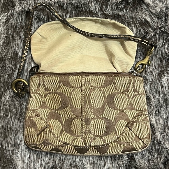 Coach Small Wristlet - Picture 3 of 5